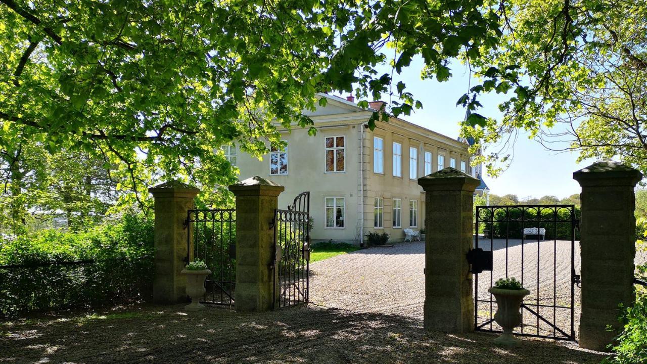Bed & Breakfast Hoby Gard